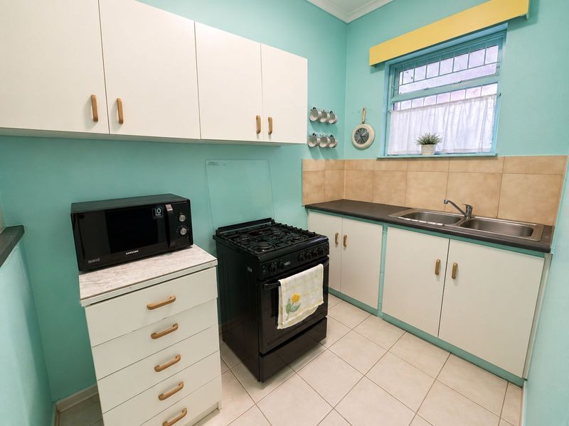Apartment For Sale in Mossel Bay Central - Photo 4