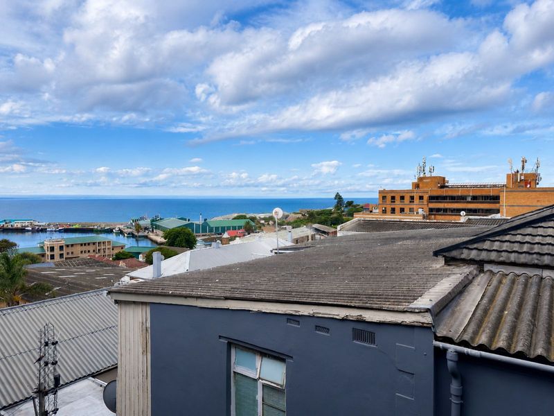 Apartment For Sale in Mossel Bay Central - Photo 2