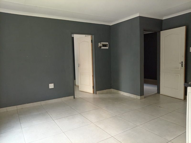 Apartment To Rent in Secunda Central - Photo 2