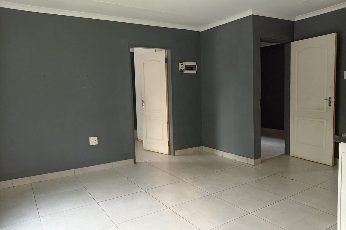 Apartment To Rent in Secunda Central - Photo 2