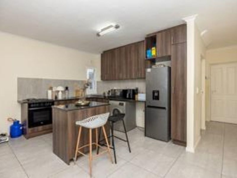 House For Sale in Parklands - Photo 6