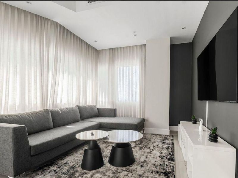 Apartment To Rent in Cape Town City Centre - Photo 3