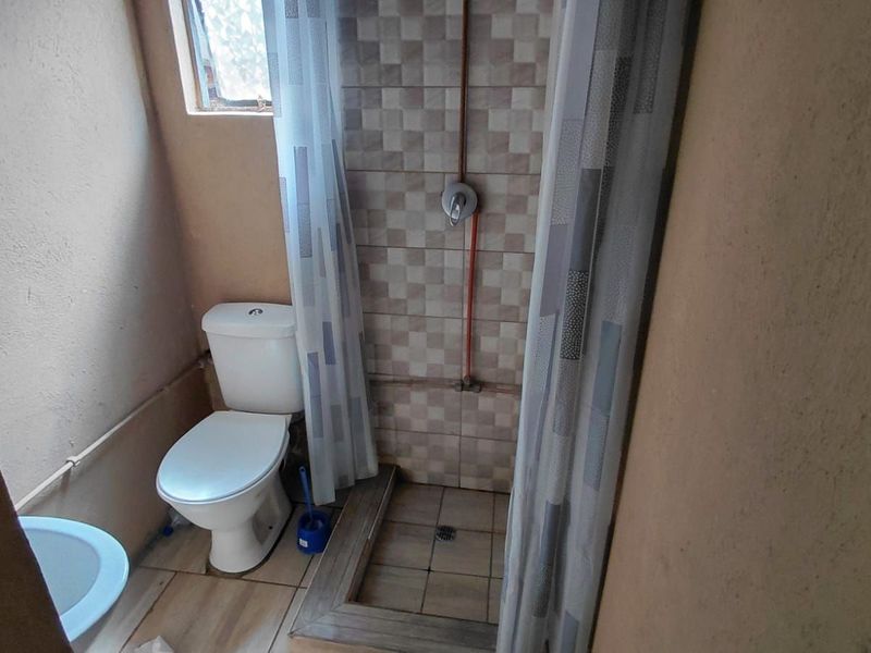 House For Sale in Seshego 9L - Photo 9