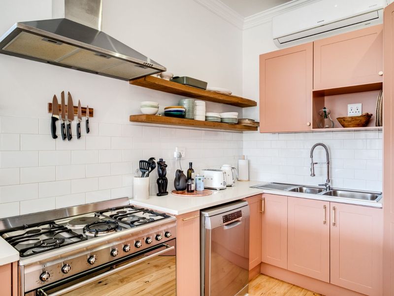 House To Rent in Vredehoek - Photo 7