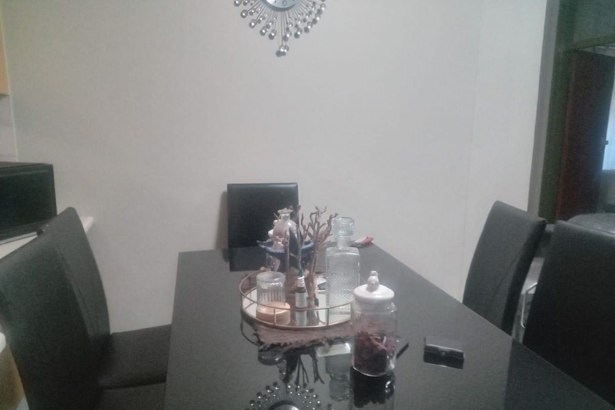 Apartment For Sale in Sunnyside - Photo 4