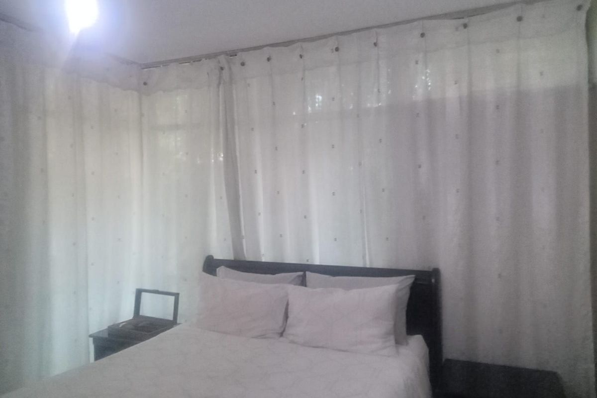 Apartment For Sale in Sunnyside - Photo 3