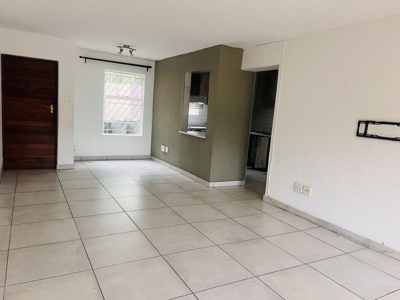 Apartment To Rent in Sandown - Photo 5