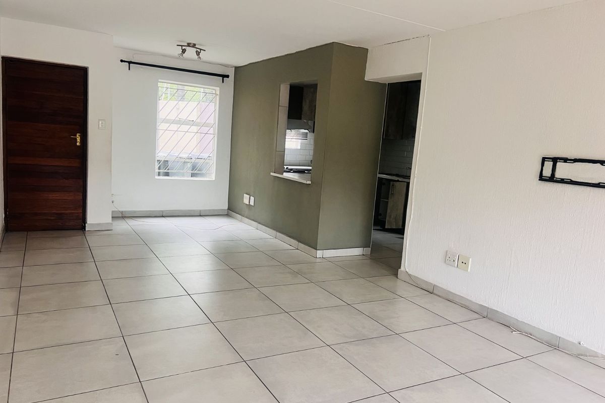 Apartment To Rent in Sandown - Photo 5