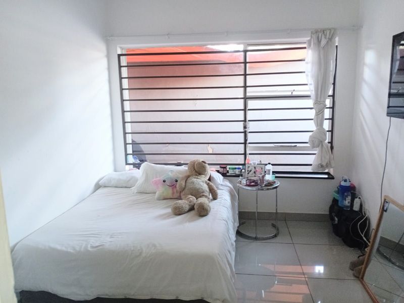 House For Sale in Northcliff - Photo 9