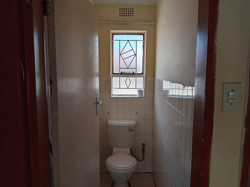House For Sale in Soshanguve Ext - Photo 10