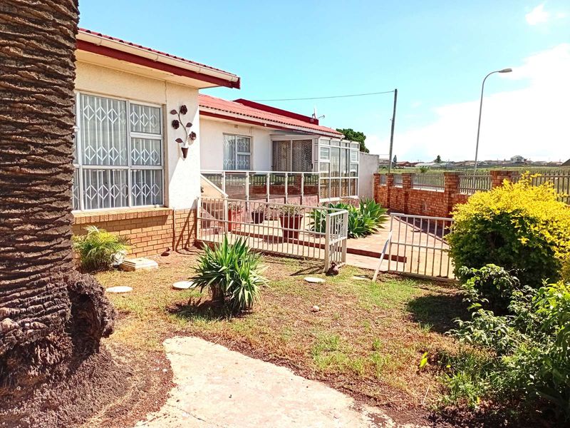 House For Sale in Malabar - Photo 10