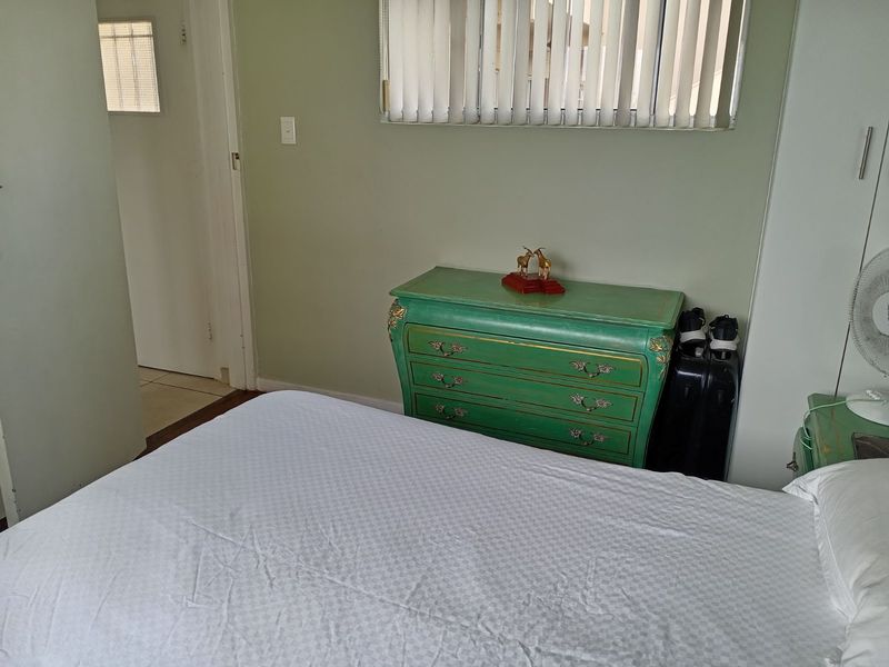 Apartment For Sale in Strand North - Photo 10