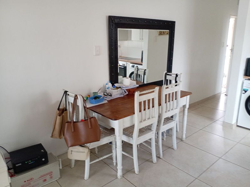 Apartment For Sale in Strand North - Photo 8