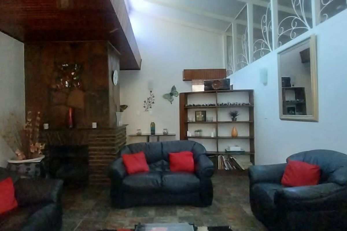 House For Sale in Hadison Park - Photo 4