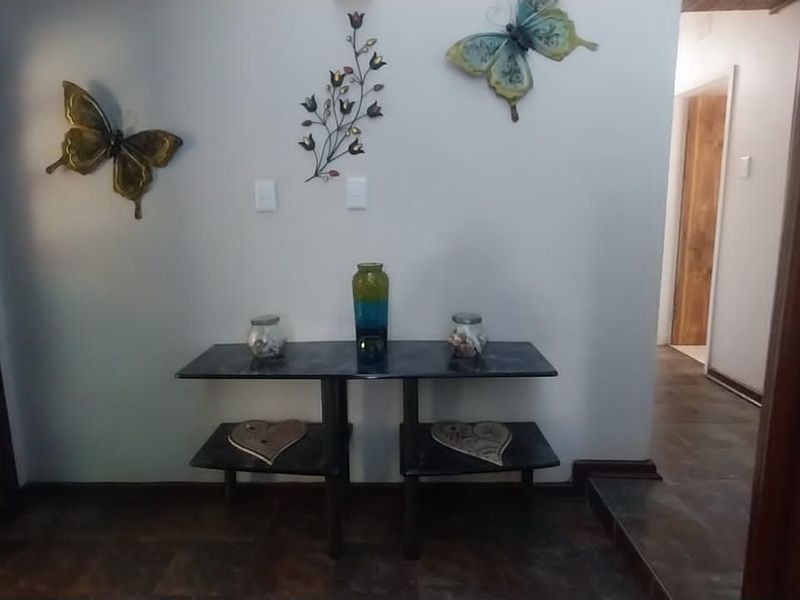 House For Sale in Hadison Park - Photo 2