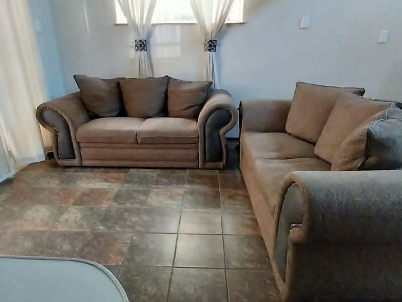 House For Sale in Hadison Park - Photo 8