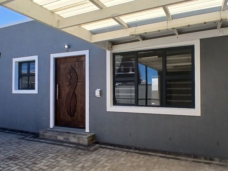 House For Sale in Strandfontein - Photo 9