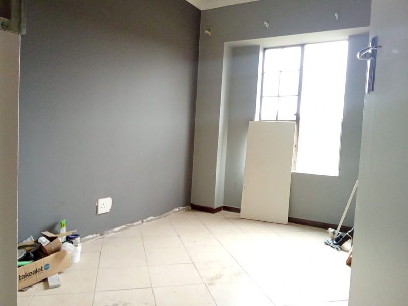 Apartment For Sale in Noordwyk - Photo 8