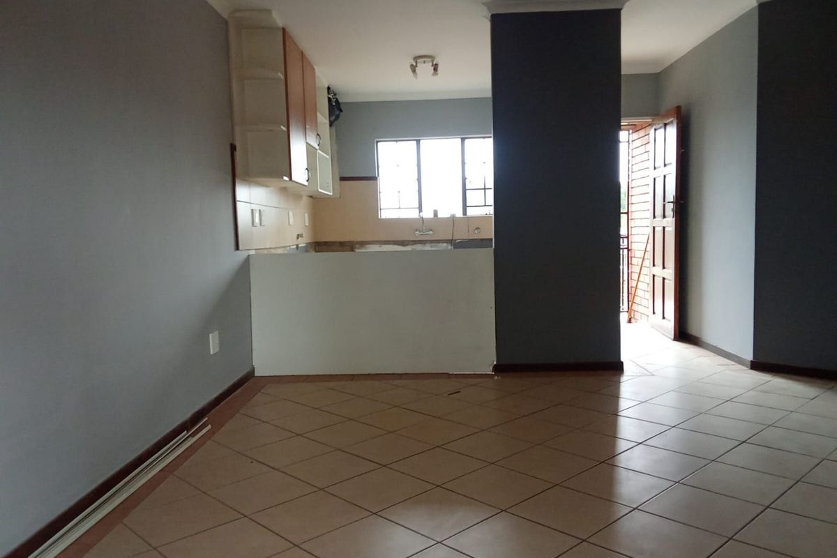 Apartment For Sale in Noordwyk - Photo 4