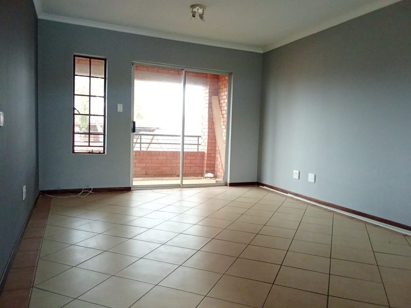 Apartment For Sale in Noordwyk - Photo 3