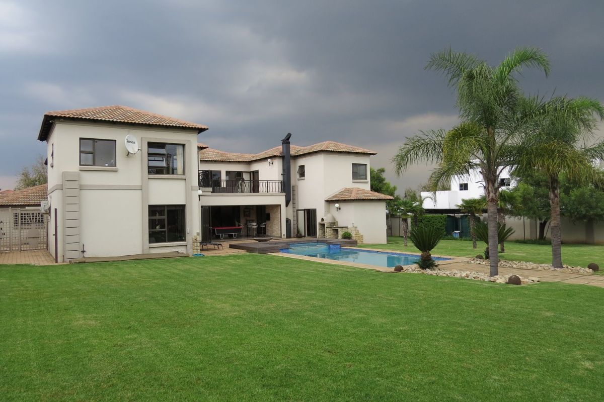 House For Sale in Parkrand - Photo 4