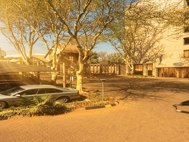 Apartment For Sale in Sandton Central - Photo 5