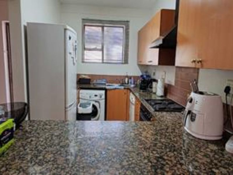 Apartment For Sale in Sandton Central - Photo 8