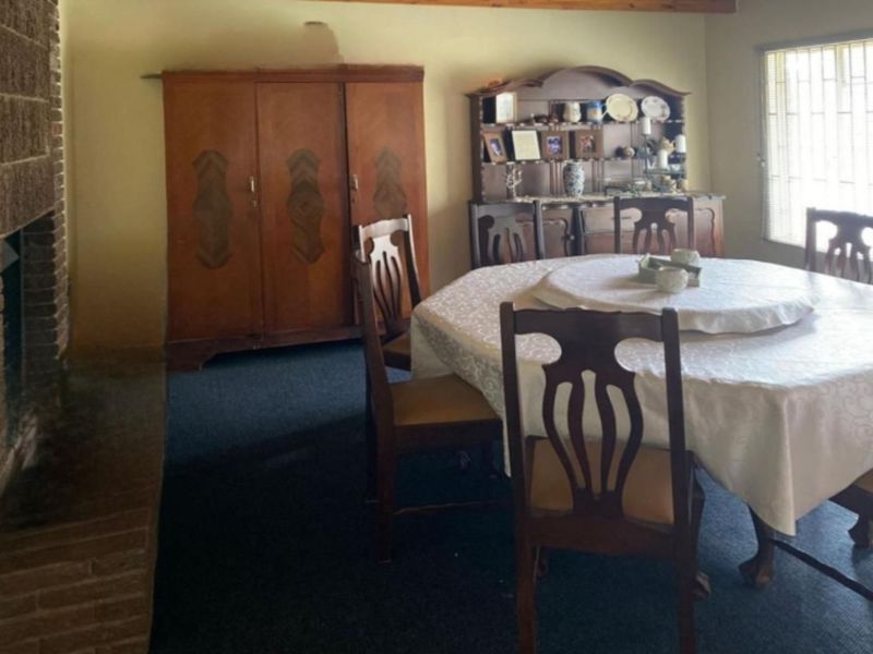 House For Sale in Ladybrand Central - Photo 4