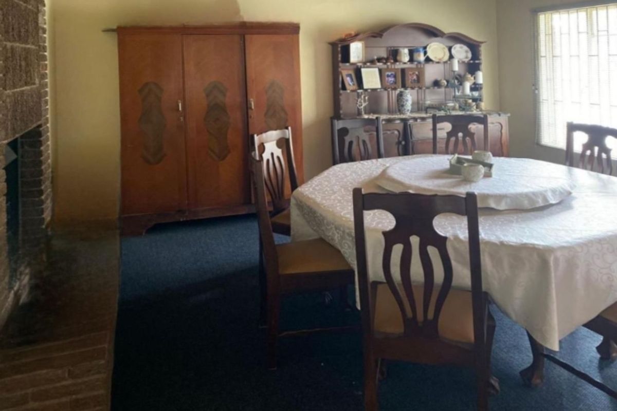 House For Sale in Ladybrand Central - Photo 4