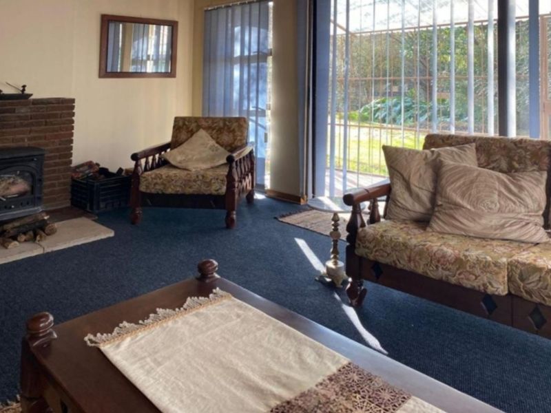 House For Sale in Ladybrand Central - Photo 3