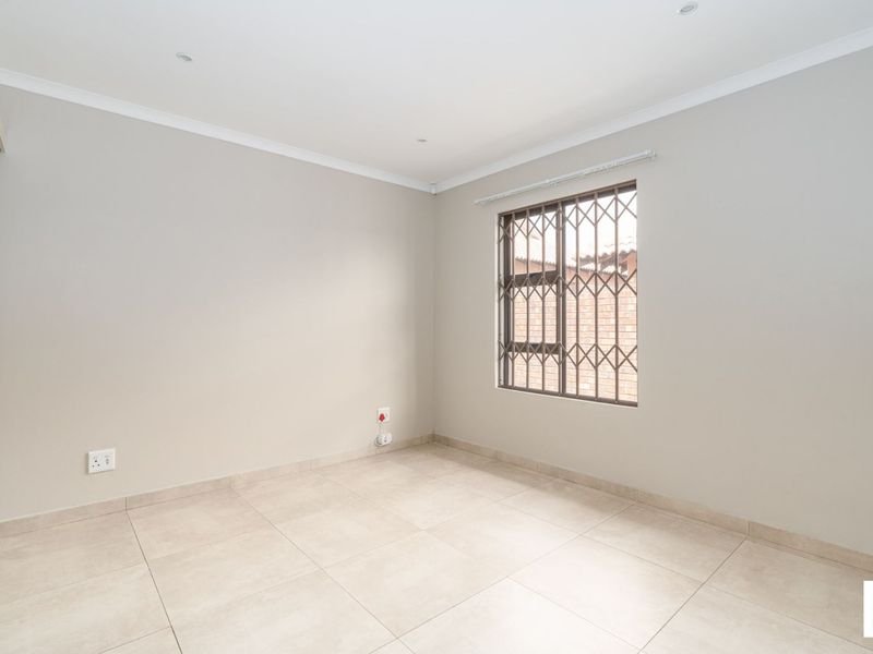 House To Rent in Secunda Central - Photo 2