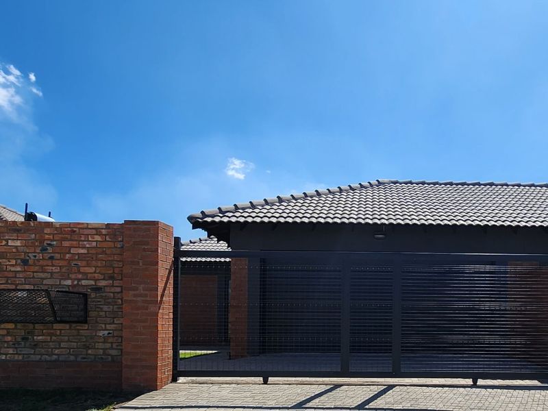 House To Rent in Secunda Central - Photo 3