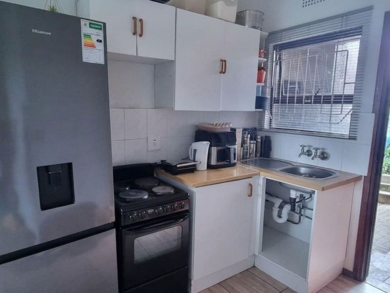 Apartment For Sale in Wilro Park - Photo 4