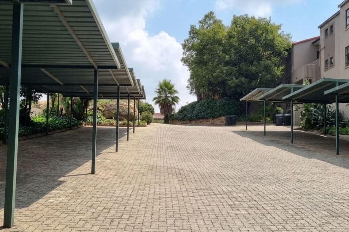 Apartment For Sale in Wilro Park - Photo 2