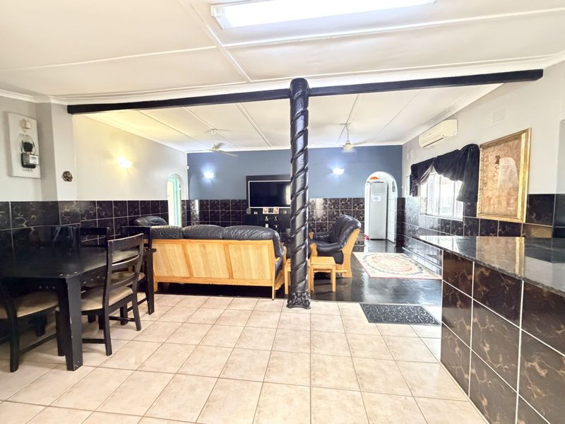 House For Sale in Montclair - Photo 8