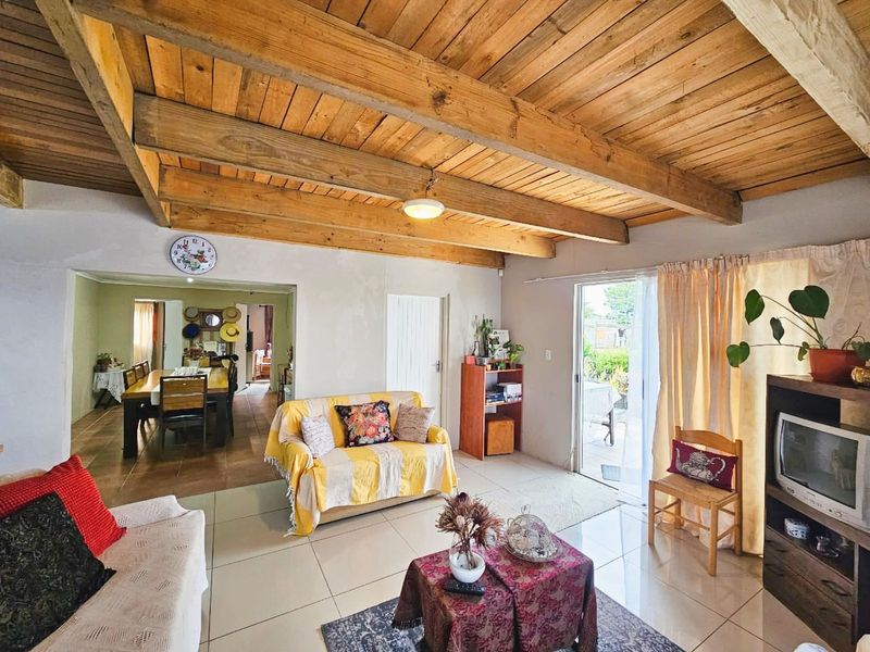 House For Sale in Pacaltsdorp - Photo 6