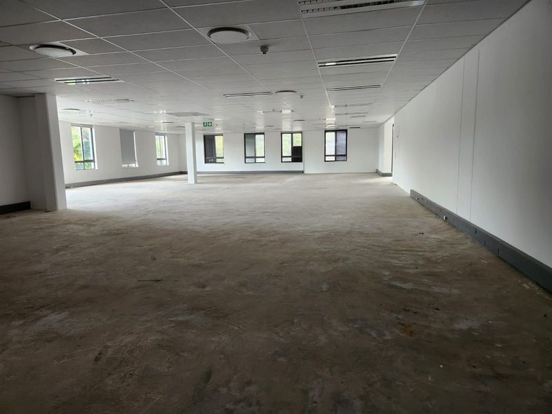 Commercial To Rent in Magaliessig - Photo 4