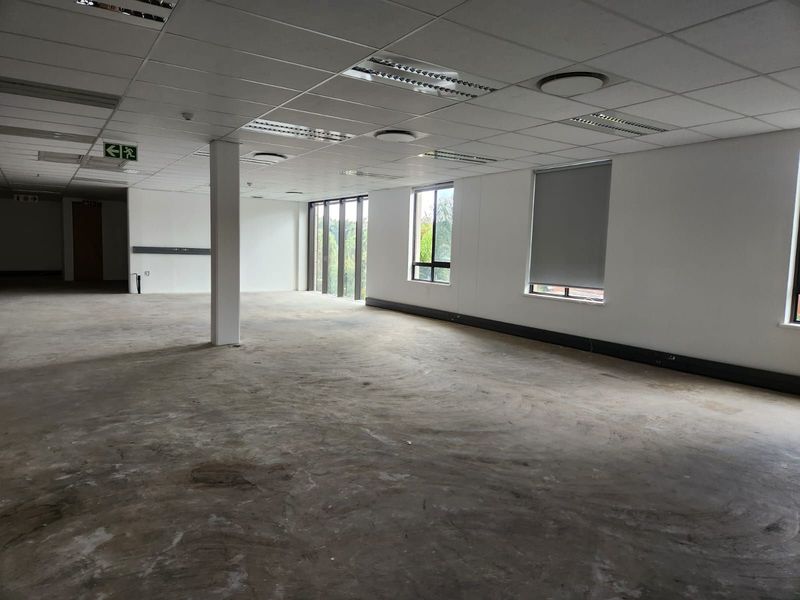 Commercial To Rent in Magaliessig - Photo 10