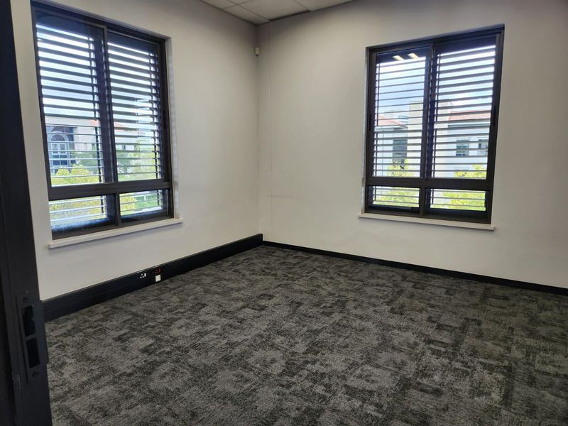 Office To Rent in Magaliessig - Photo 10