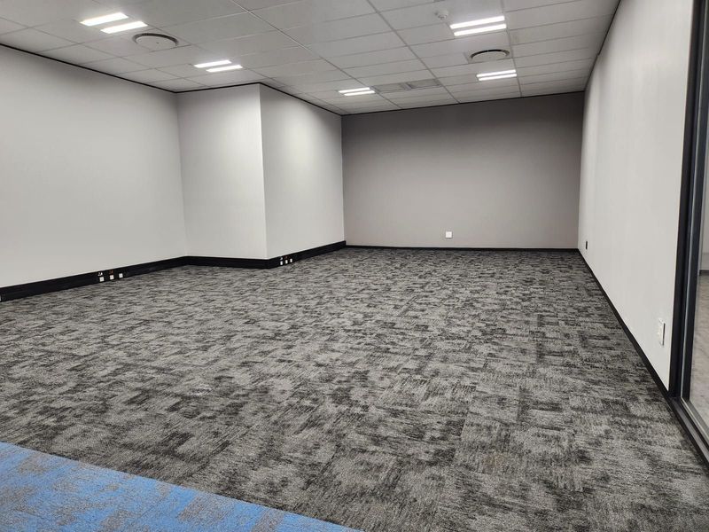 Office To Rent in Magaliessig - Photo 8