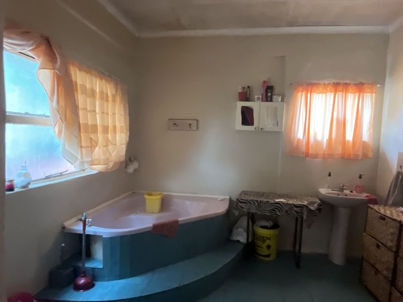 House For Sale in Annadale - Photo 10