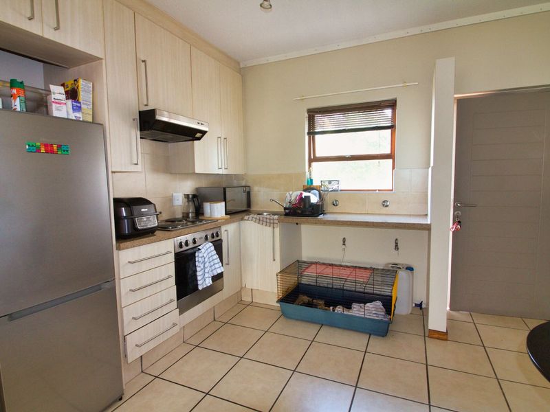 Apartment For Sale in Broadacres - Photo 6