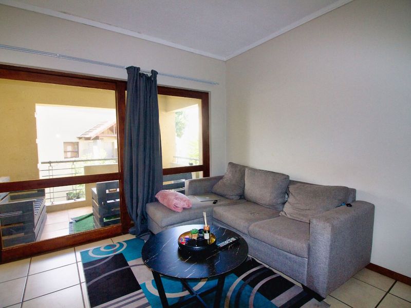 Apartment For Sale in Broadacres - Photo 4