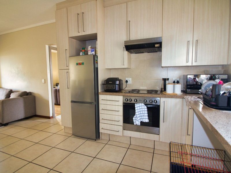 Apartment For Sale in Broadacres - Photo 5