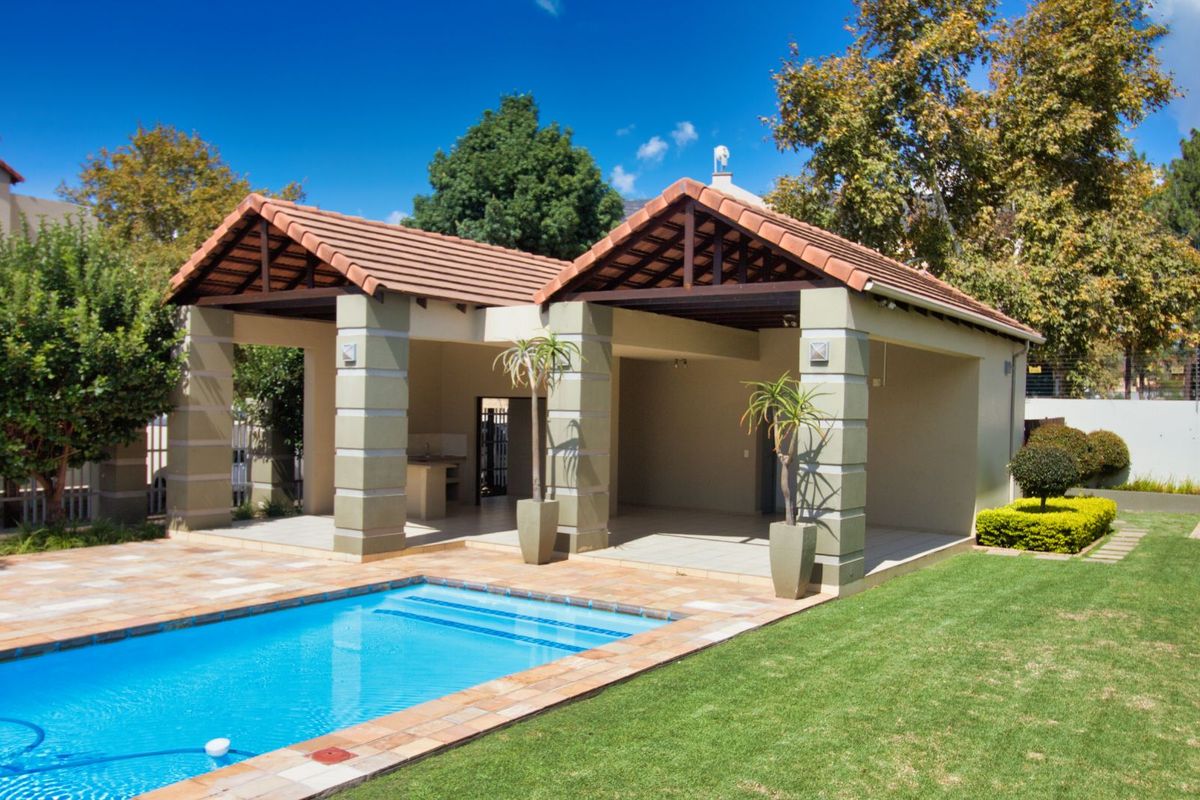 Apartment For Sale in Broadacres - Photo 2