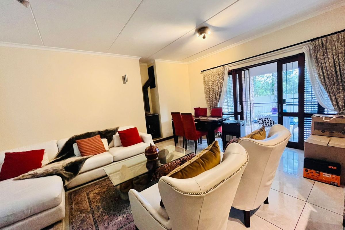 Apartment For Sale in Fourways - Photo 5