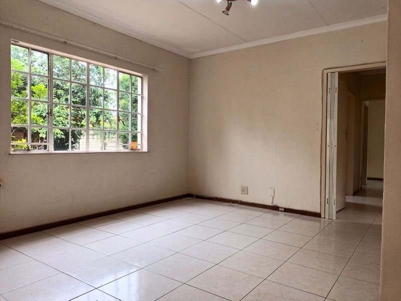 House For Sale in Garsfontein - Photo 9