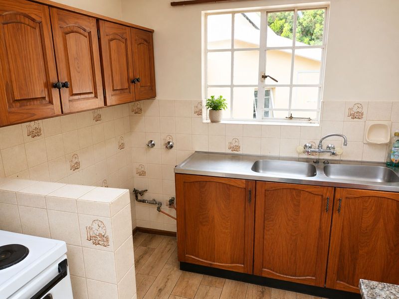 House For Sale in Garsfontein - Photo 7