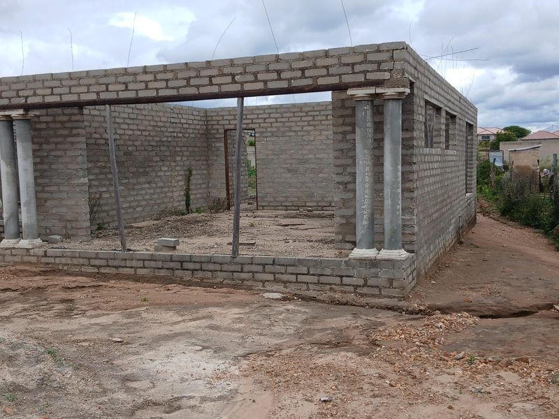 House For Sale in Moletji - Photo 6