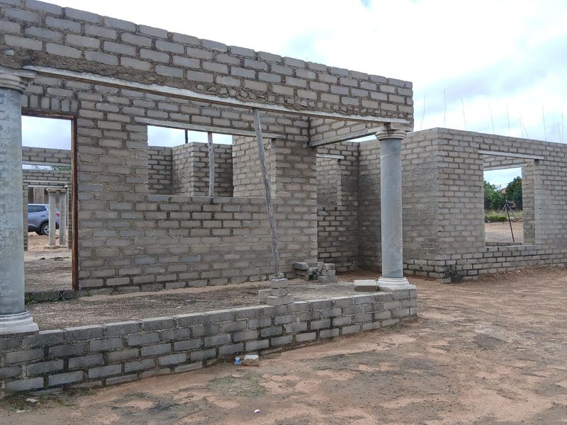 House For Sale in Moletji - Photo 9